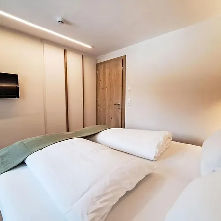 Iris-2 By Interhome 3* Auffach